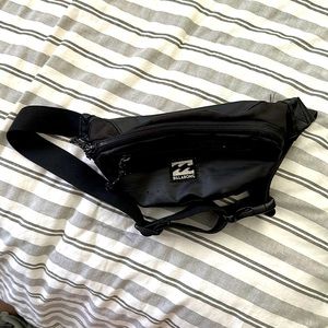 Billabong Adjustable Black Fanny Pack